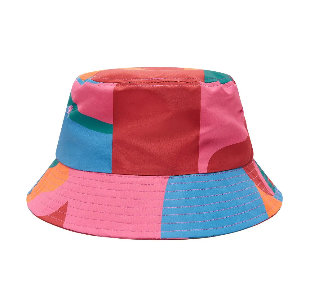 SITTING PEAR BUCKET HAT