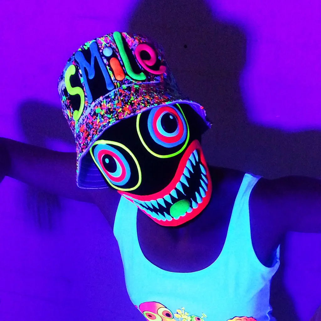 SMILE RAVE HAT WHITE MULTI