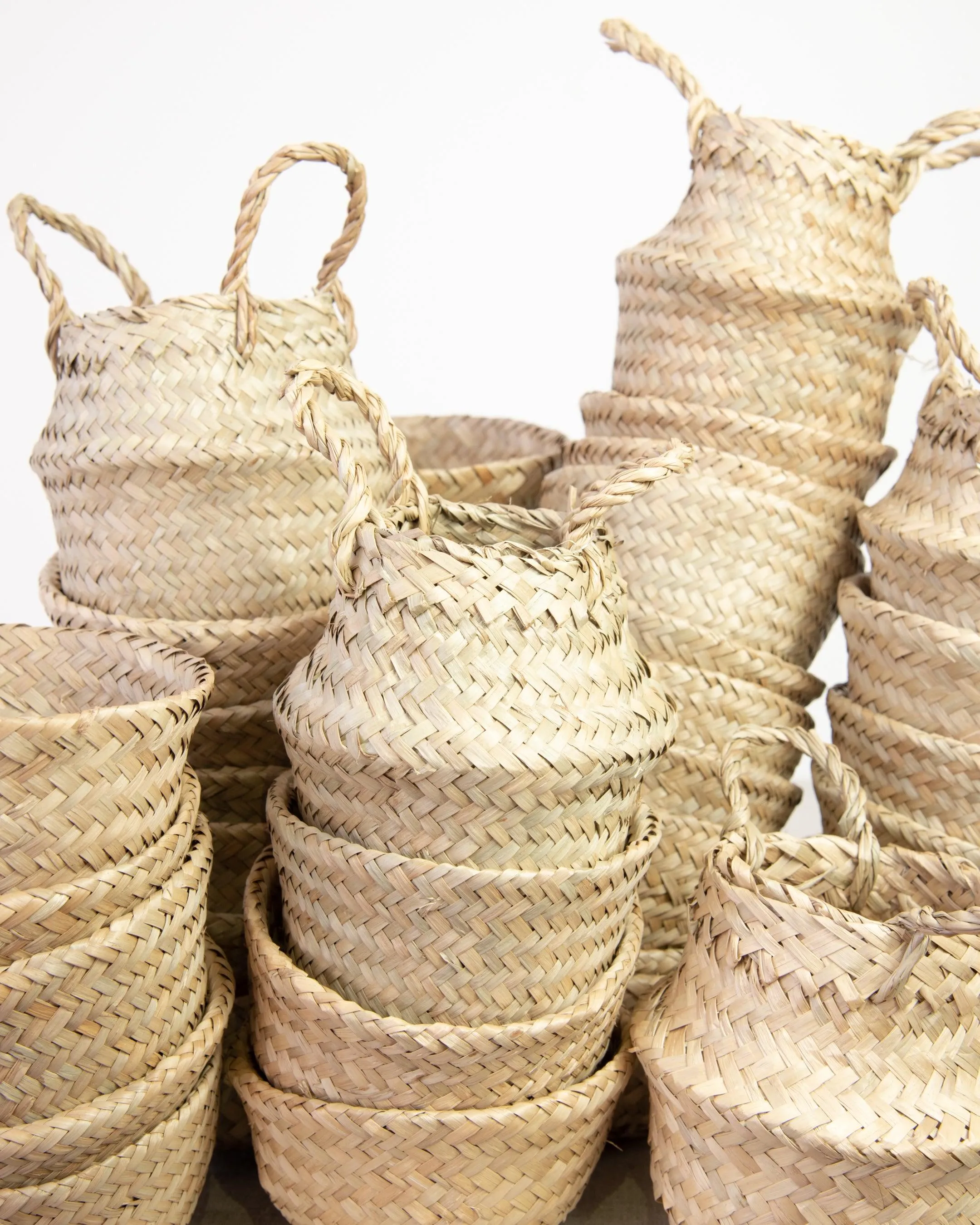 tabletop belly basket small