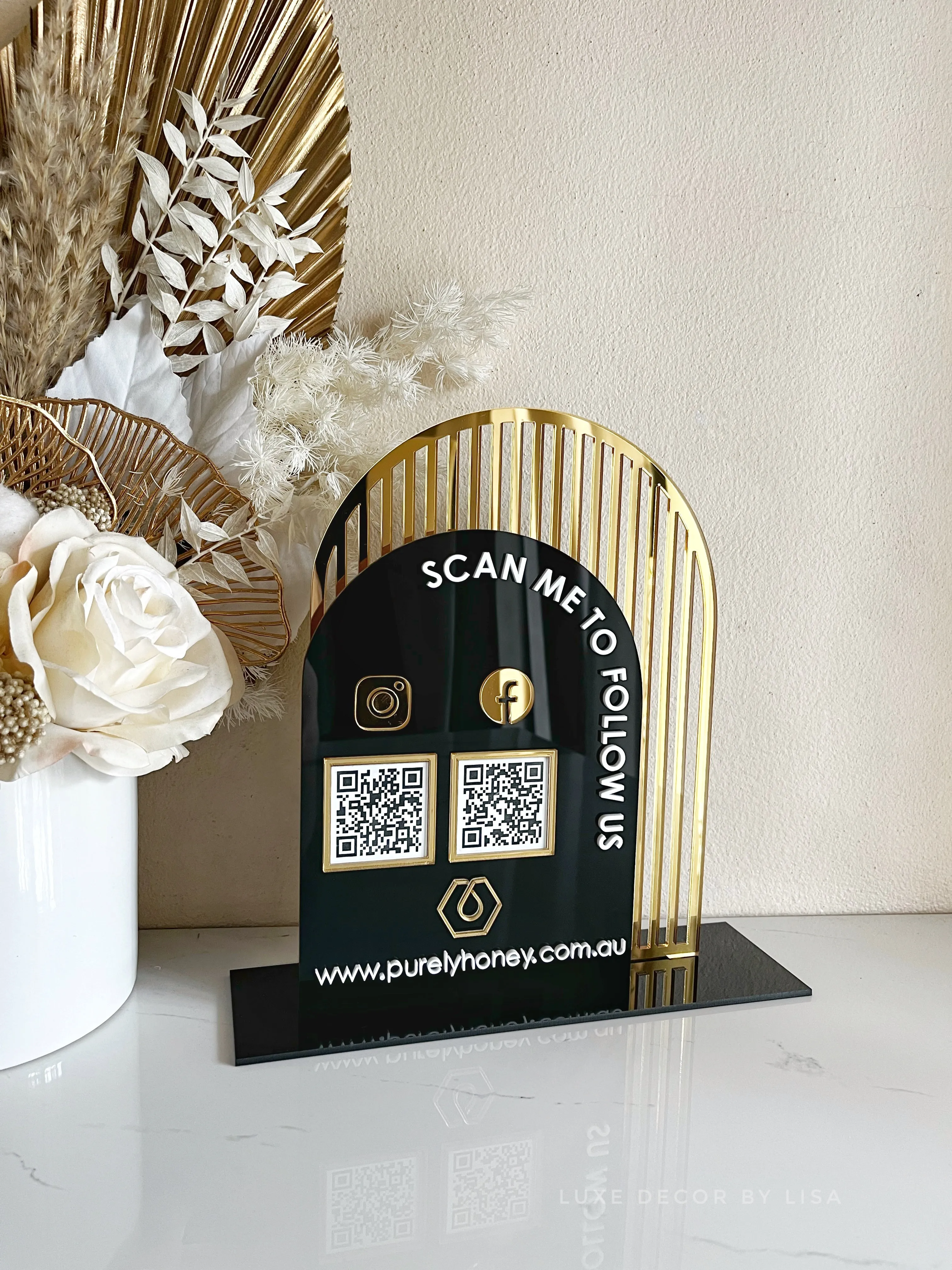 The Arched Modern QR Freestanding Sign Style 2