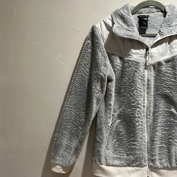 The North Face Oso Hoodie Jacket C660 High Rise Gray/Eggshell Medium Gorpcore