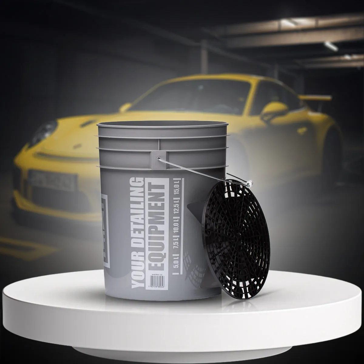 Work Stuff Bucket Grey Wheels   Black Separator